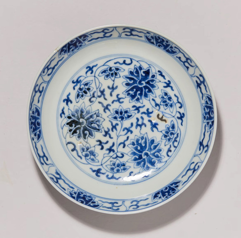古玩陶瓷青花盤真品鑒賞圖