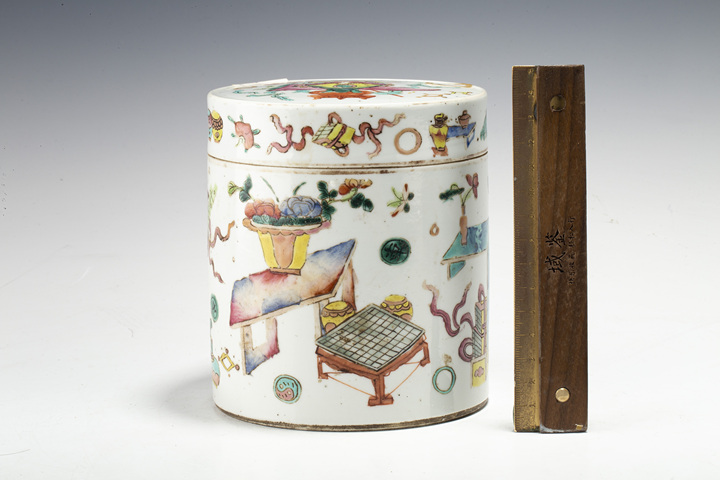 古玩陶瓷清晚·粉彩博古雜寶紋蓋罐拍賣，當前價格238元