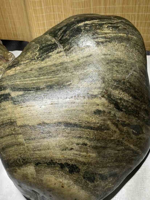 古玩玉器和田玉籽料原石真品鑒賞圖