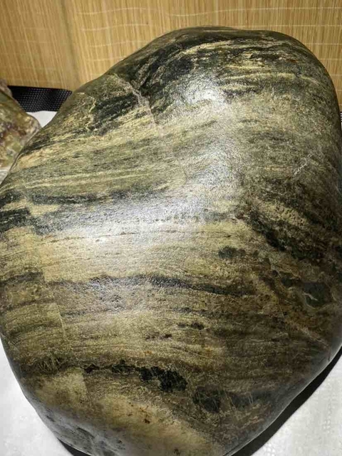 古玩玉器和田玉籽料原石真品鑒賞圖