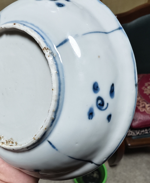古玩陶瓷晚明萬歷青花盤真品鑒賞圖