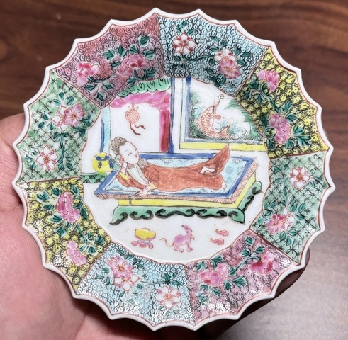 古玩陶瓷雍正粉彩盤真品鑒賞圖