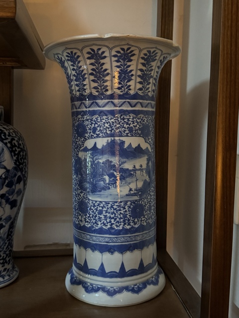 古玩陶瓷青花山水人物紋箭筒真品鑒賞圖
