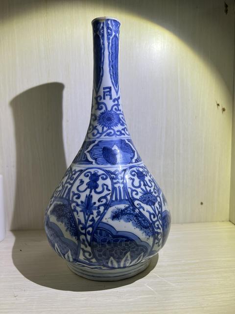 古玩陶瓷明萬歷 青花膽瓶真品鑒賞圖