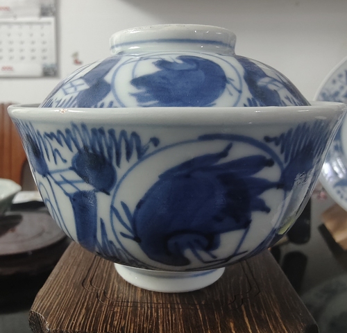 古玩陶瓷民國青花蓋碗真品鑒賞圖