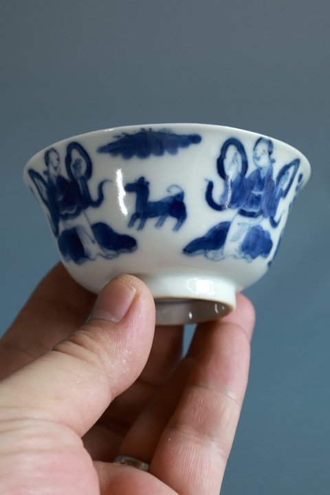 古玩陶瓷青花仕女人物杯真品鑒賞圖