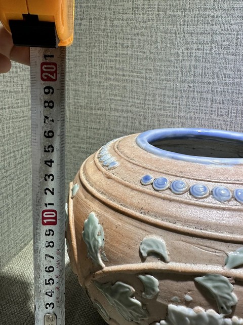 古玩陶瓷貼塑罐真品鑒賞圖