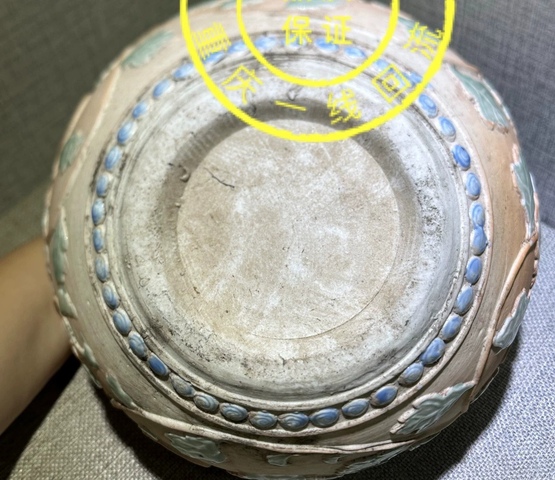 古玩陶瓷貼塑罐真品鑒賞圖