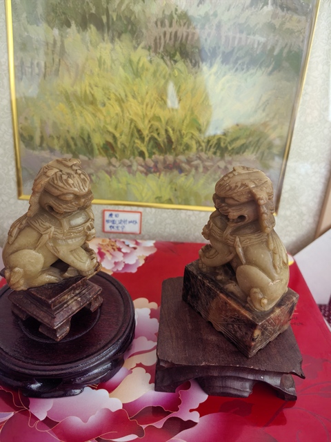 古玩玉器壽山石雕獅子擺件真品鑒賞圖