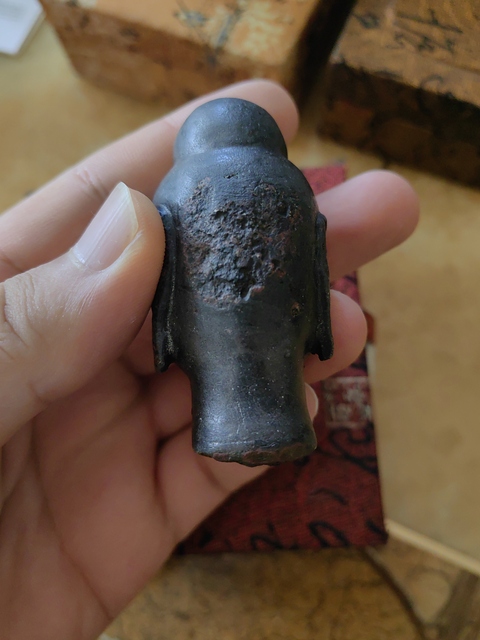 古玩銅器佛首真品鑒賞圖