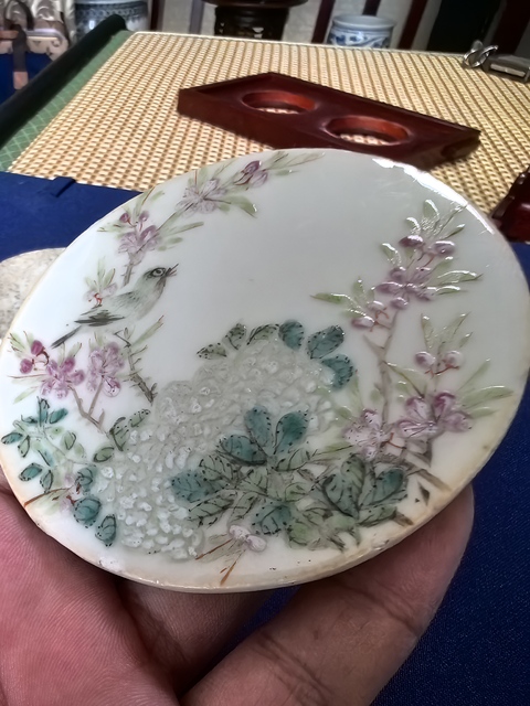 古玩陶瓷淺絳彩花鳥紋瓷板真品鑒賞圖