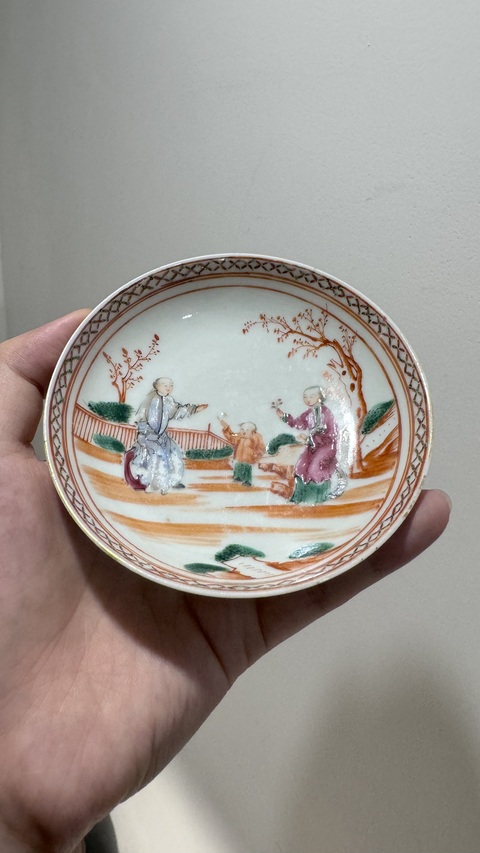 古玩陶瓷乾隆廣彩杯碟真品鑒賞圖
