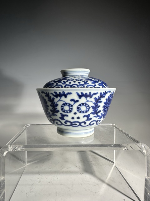 古玩陶瓷青花纏枝花卉紋蓋碗拍賣，當前價格3000元