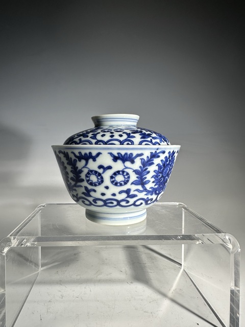 古玩陶瓷青花纏枝花卉紋蓋碗拍賣，當前價格3000元