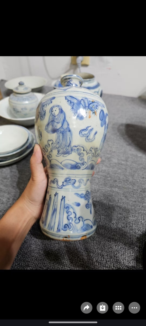 古玩陶瓷人物紋青花梅瓶真品鑒賞圖