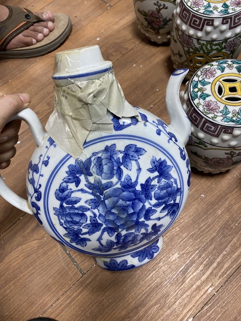 古玩陶瓷青花執壺真品鑒賞圖