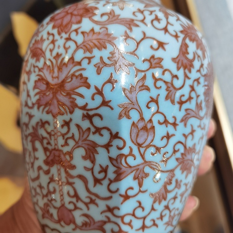 古玩陶瓷胭脂紅花卉紋甘露瓶真品鑒賞圖
