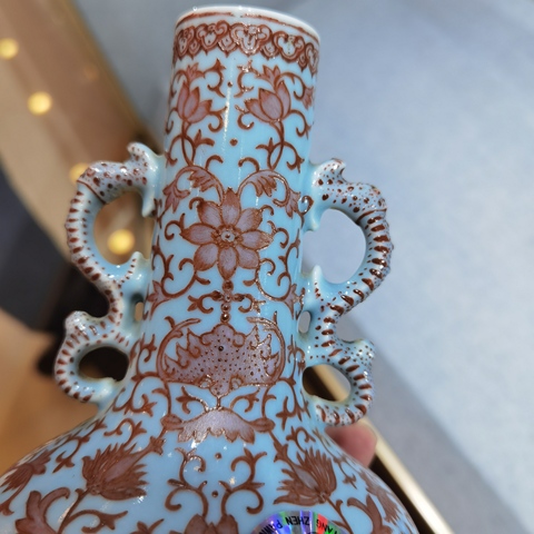 古玩陶瓷胭脂紅花卉紋甘露瓶真品鑒賞圖