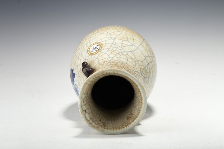 古玩陶瓷清晚·哥釉青花鳳凰牡丹紋象耳瓶真品鑒賞圖