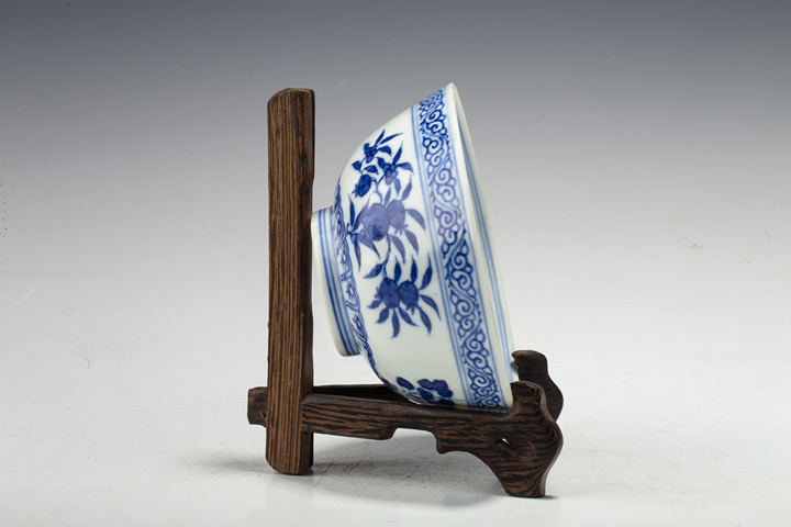 古玩陶瓷清光緒·青花內龍紋外三多紋碗（官）真品鑒賞圖
