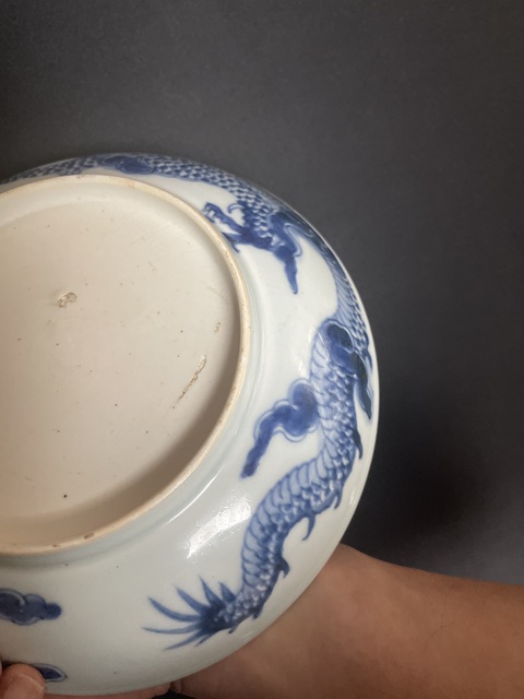 古玩陶瓷雍正青花過墻龍盤真品鑒賞圖