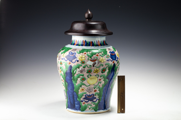 古玩陶瓷清早·青花五彩海上生花雜寶紋將軍罐拍賣,當前價格1824元