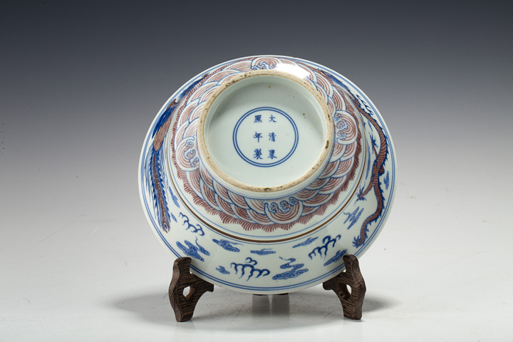 古玩陶瓷清晚·青花釉里紅龍鳳紋碗拍賣，當(dāng)前價(jià)格4168元