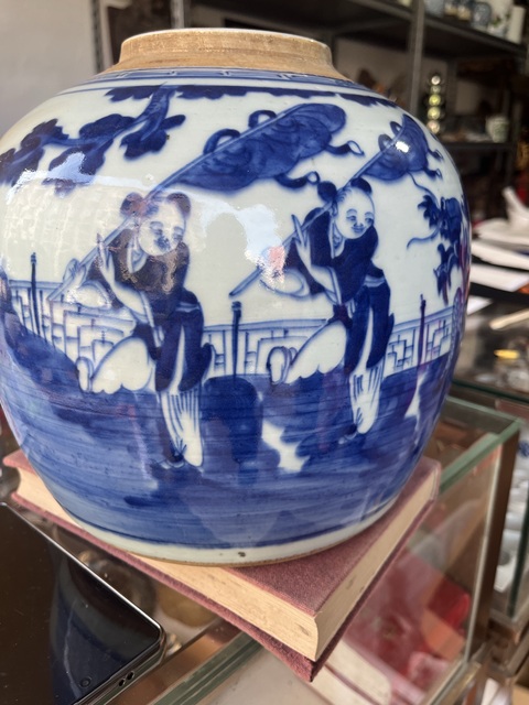 古玩陶瓷青花麒麟送子圖罐真品鑒賞圖