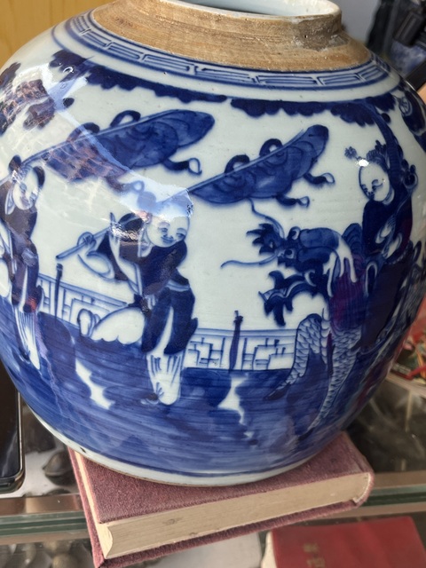 古玩陶瓷青花麒麟送子圖罐真品鑒賞圖