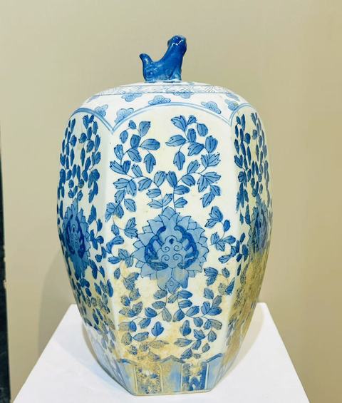 古玩陶瓷青花蓋罐真品鑒賞圖
