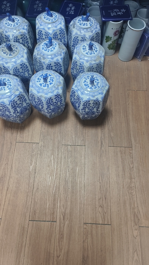 古玩陶瓷青花蓋罐真品鑒賞圖
