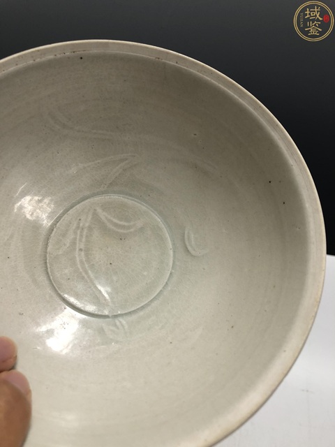 古玩陶瓷宋代·湖田窯青白釉印花卉紋碗拍賣,當(dāng)前價格2800元