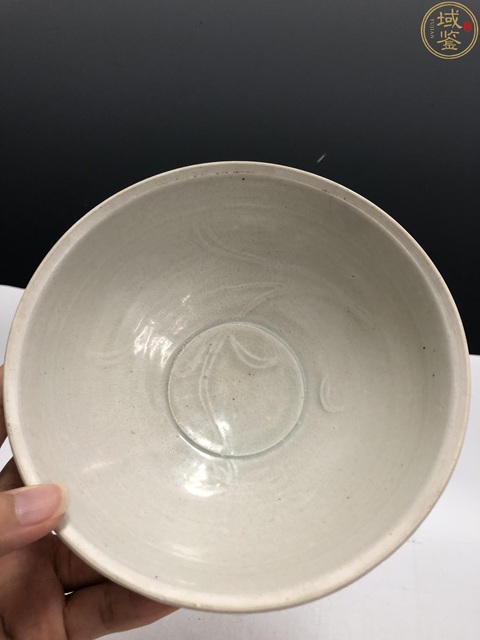 古玩陶瓷宋代·湖田窯青白釉印花卉紋碗拍賣,當(dāng)前價格2800元