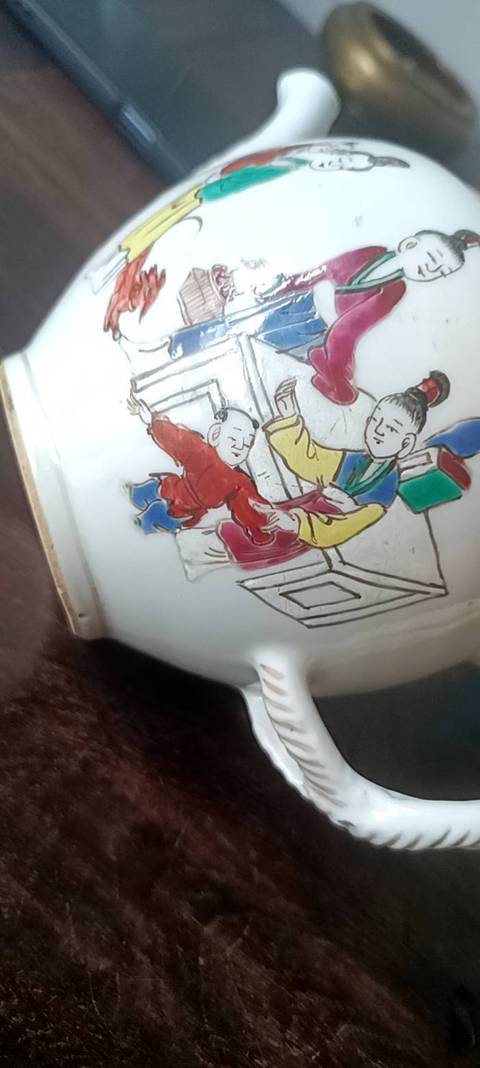 古玩陶瓷清中·粉彩仕女嬰戲紋壺 真品鑒賞圖