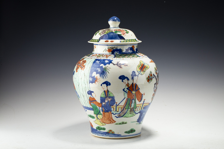 古玩陶瓷清晚·青花五彩仕女圖將軍罐真品鑒賞圖