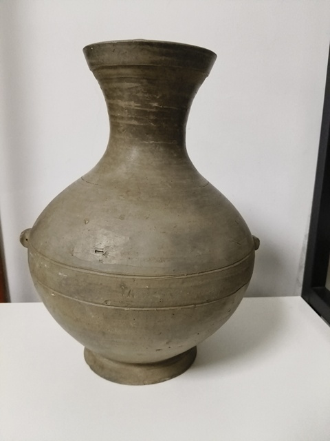 古玩陶瓷灰陶盤口壺真品鑒賞圖