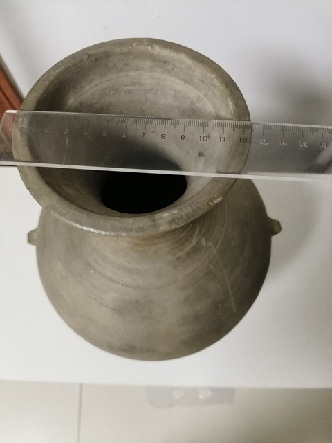 古玩陶瓷灰陶盤口壺真品鑒賞圖