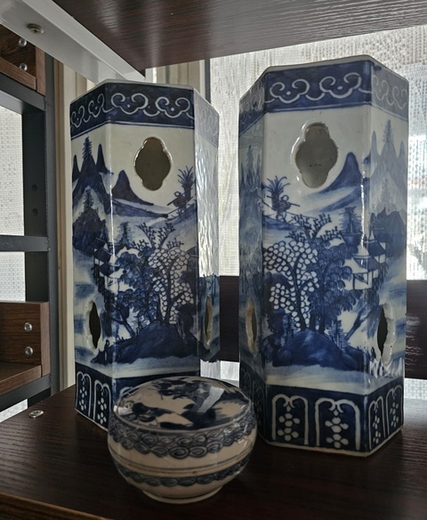 古玩陶瓷清中期道光?青花山水人物開窗帽筒拍賣,當前價格5680元