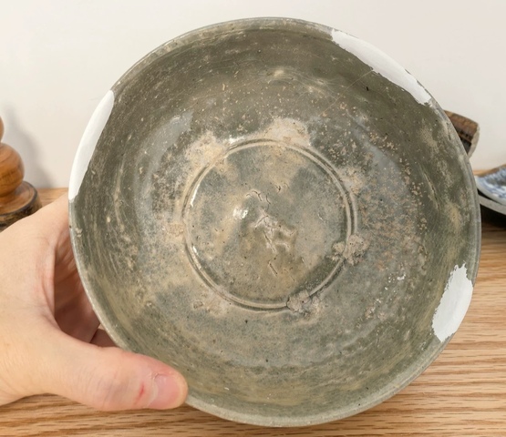 古玩陶瓷越窯青瓷網格紋缽真品鑒賞圖