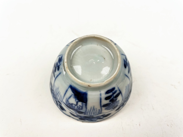 古玩陶瓷清康熙·青花花卉花口杯拍賣，當前價格0元