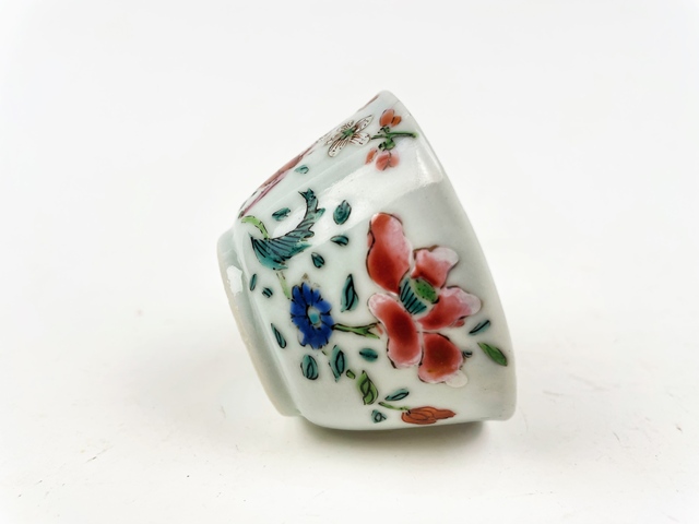 古玩陶瓷清雍正·粉彩花卉紋杯拍賣,當前價格118元