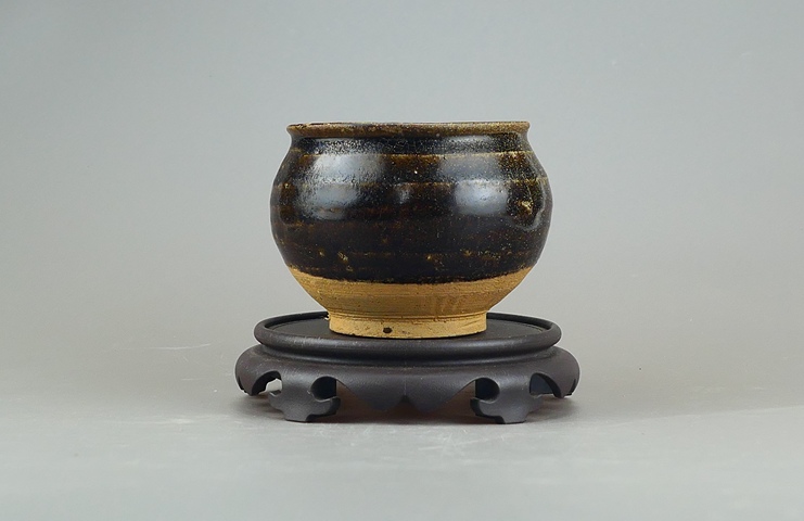 古玩陶瓷吉州窯褐釉茶入真品鑒賞圖