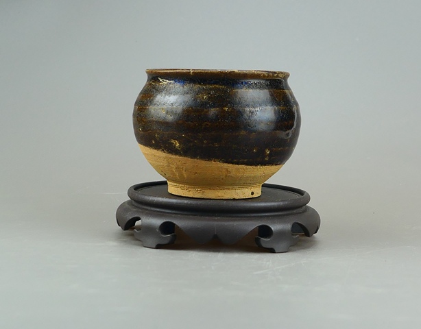 古玩陶瓷吉州窯褐釉茶入真品鑒賞圖