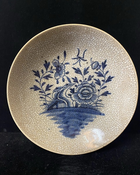 古玩陶瓷哥釉地青花盤真品鑒賞圖