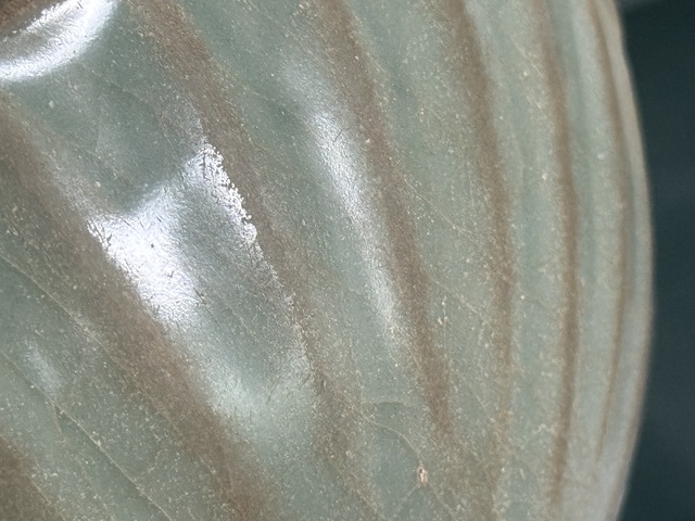 古玩陶瓷南宋龍泉碗蓮瓣碗真品鑒賞圖