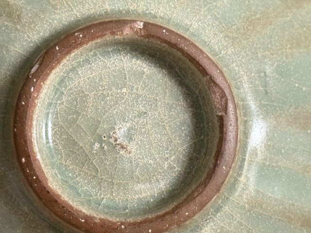 古玩陶瓷南宋龍泉碗蓮瓣碗真品鑒賞圖