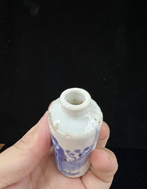 古玩陶瓷青花人物鼻煙壺拍賣，當前價格1388元