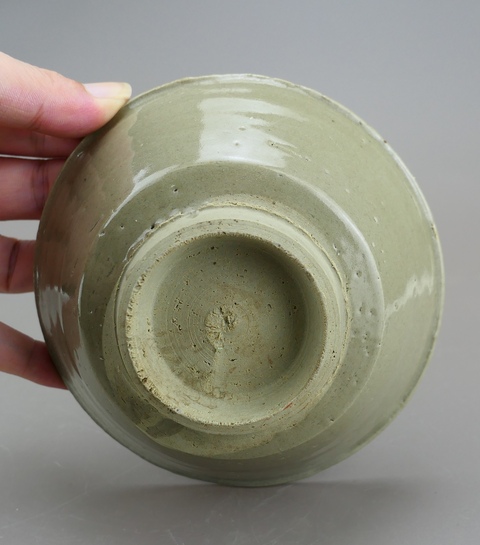 古玩陶瓷明代.龍泉青瓷唇口碗(1368年-1644年)拍賣,當前價格580元