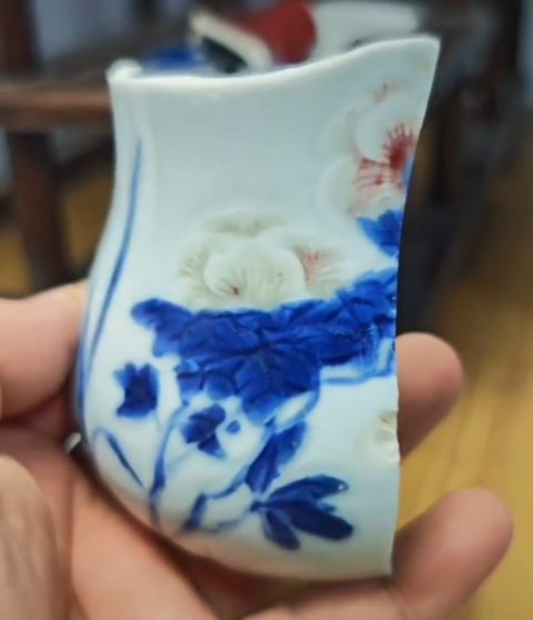 古玩陶瓷青花釉里紅雕瓷標(biāo)本真品鑒賞圖