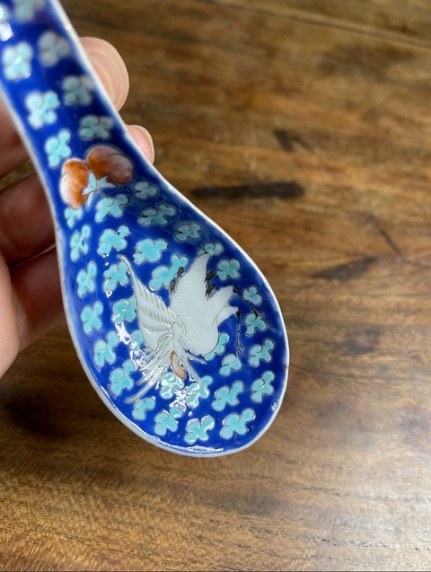 古玩陶瓷藍地粉彩鶴紋勺子拍賣，當前價格1500元